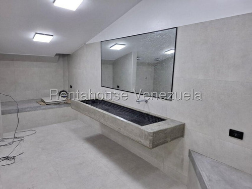 Local Comercial A Estrenar, Posibilidad De Taller Mecanico O Consecionario___ Rahml ___ 25-23608