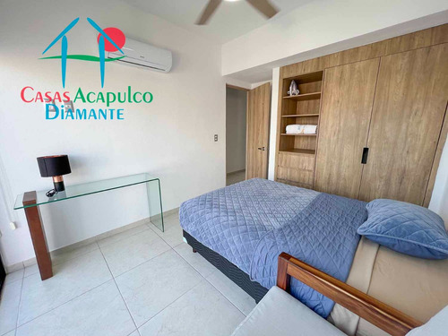 Cad Altamar Residencial Calypso 001. Terraza En L Con Jacuzzi Y Vista A Las Áreas Comunes, Sala Y Asador