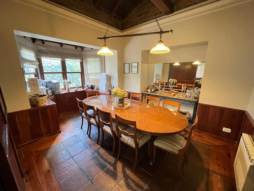 Chalet 5 Amb (hurlingham Centro 5 Esquinas)