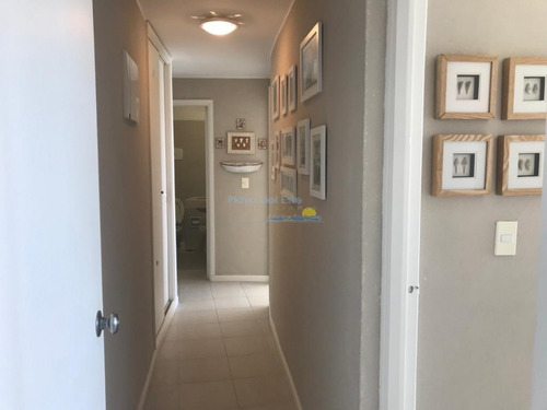 Apartamento En Península 2 Dormitorios Con Vista Al Puerto- Ref: 11653