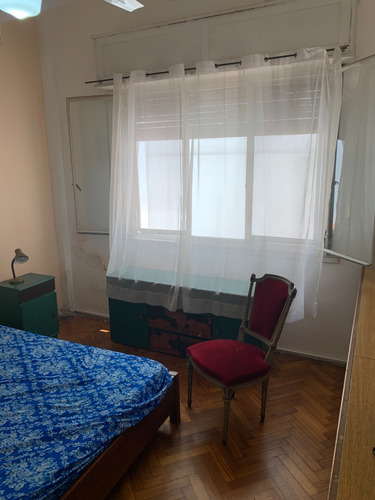 Dpto Tres Ambientes, Lezica 4000,2 Cuadras Rivadavia.