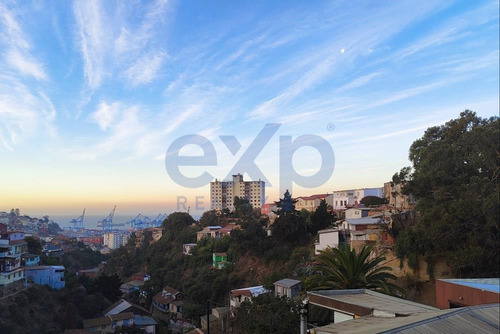 Venta Espectacular Y Cómodo Loft  Cerro Alegre - Valparaíso