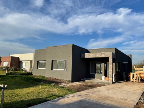 Emprendimiento Construimos Tu Casa Desde 85,000 U$s Financiada