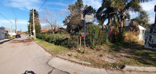Imagen 3 de 6 de Lote En Esquina Ciudad Evita