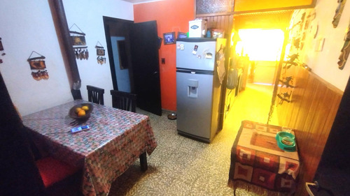 En Venta Casa 2 Dormitorios Depto 1 Dormitorio - La Falda
