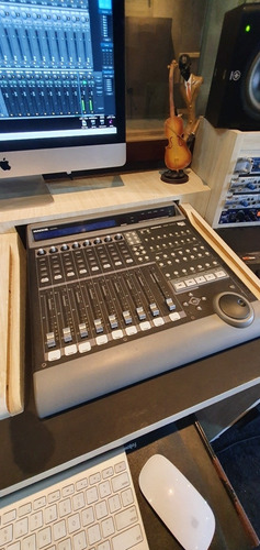Mesa Mackie Control (protools- Cubase-logic)...