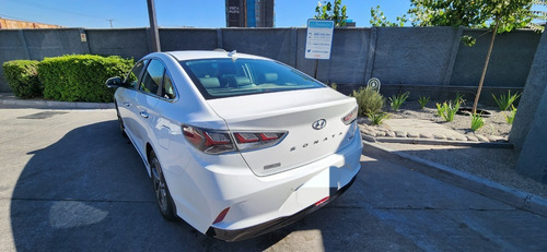 Imagen 3 de 20 de Hyundai Sonata Hev Premium Hev 2.0 Premium
