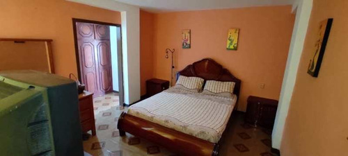Imagen 10 de 14 de Casa En El Piñal - Yenny Teran