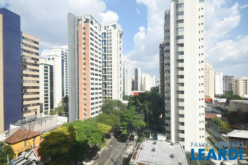 Imagem 3 de 15 de Apartamento - Moema Pássaros - Sp - 564636