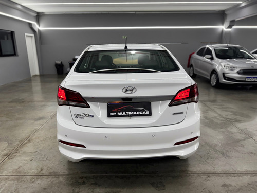 Hyundai HB20S 1.6 Style Flex Aut. 4p