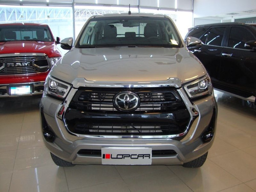 Toyota Hilux 2.8 Cd Srx 177cv 4x2 At