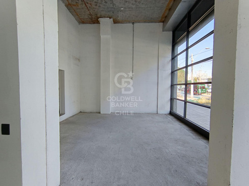 Local En Vicuña Mackenna Pte. De 76 M2