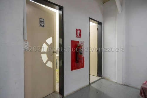 Imagen 22 de 30 de Edificio Comercial Venta Catia 23-3547 Eva Castillo 0414-3067220