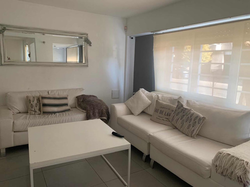 Casa Apta Oficinas, 5 Ambientes Mas Escritorio