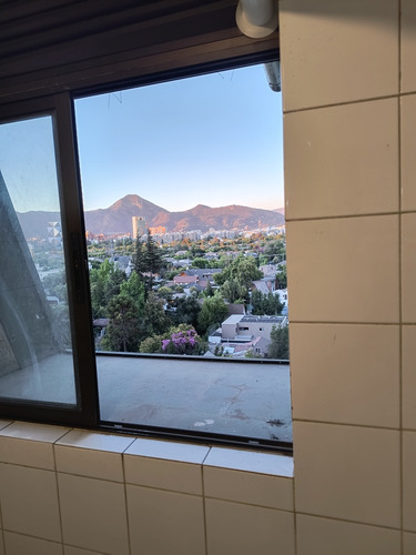 Departamento Cristóbal Colón A Pasos De La Rotonda Atenas