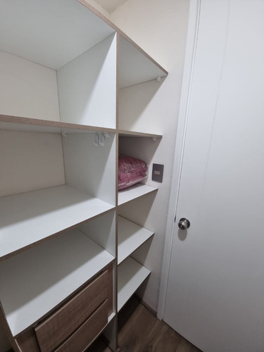 Arriendo Dpto 2d+1b C/ Estac Y Bodega A Pasos De La Usach