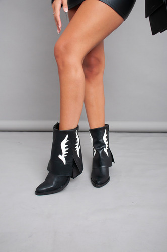 Bota Texana De Mujer Comodas Caña Baja Moda Berry Liviana