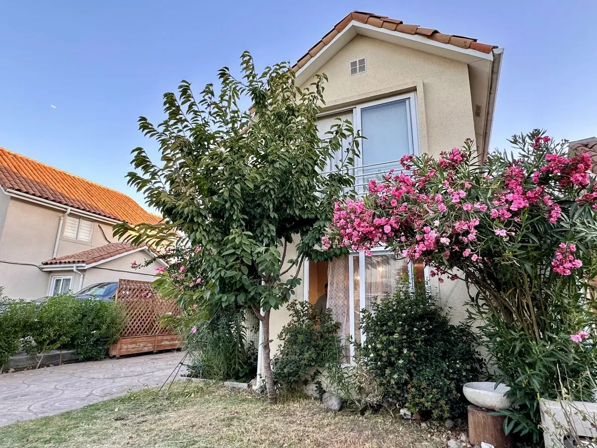 Imagen 2 de 30 de En Venta Casa Con Piscina En Laguna Del Sol