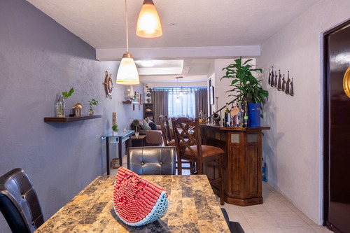 Vive Al Sur De La Cdmx En Un Condominio De Solo 2 Casas Con 3 Recámaras Y Patio