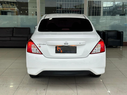 Nissan Versa VERSA 1.0 12V FlexStart 4p Mec.