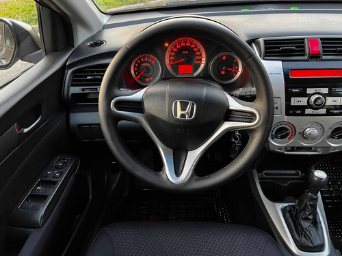 Imagen 12 de 16 de Honda City 2011 1.5 Lx Mt 120cv