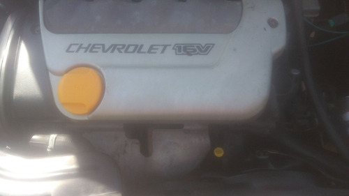 Imagem 6 de 13 de Chevrolet Corsa Sedan 1.0 16v 4p