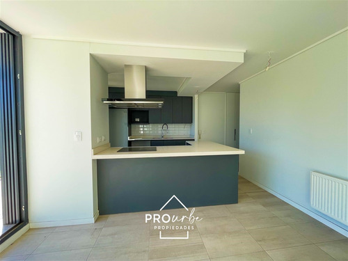 Departamento En Venta De 3 Dorm. En Lo Barnechea