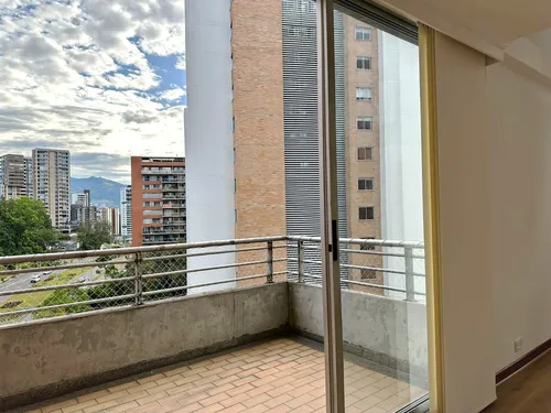Venta De Apartamento Dúplex En El Poblado, Los Balsos
