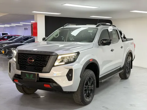 Nissan Frontier 2.5 Pro4X 4X4 At