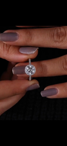 Anillo Halo Bañado En Rodio Y Piedras Zircónicas Plateado 22
