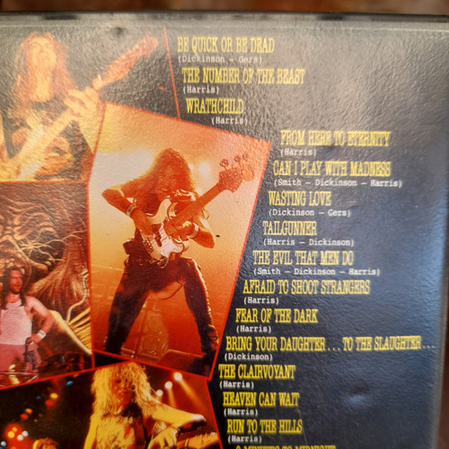Imagem 5 de 7 de Fita Vhs Iron Maiden Donington Live 1992 Sem Mofo Original