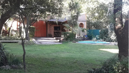 Casa Con 3 Terrenos Y Un Monoambiente Externo En El Talar De Mendiolaza