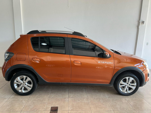 Renault Sandero Stepway 1.6 Privilege 105cv