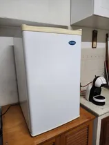 Comprar Frigobar James J90k Como Nuevo!!