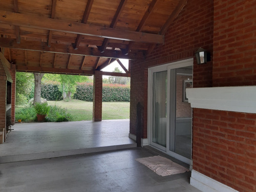 Venta Casa En Echeverria Del Lago Canning, Lote 800 Mts. Arbolado, Quincho, Cocheras