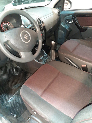 Renault Sandero Stepway 1.6 Confort 105cv