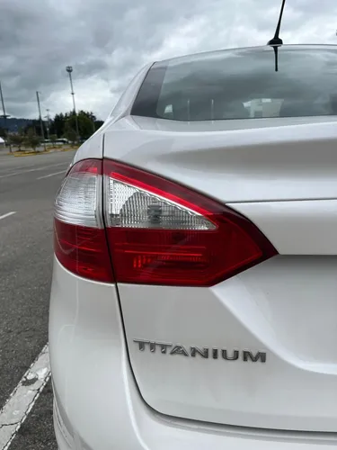 Ford Fiesta 1.6 Titanium Mt