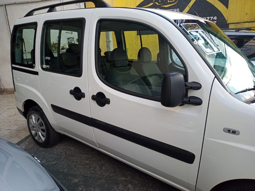 Imagem 4 de 17 de Doblo Essence 7l Flex 2021