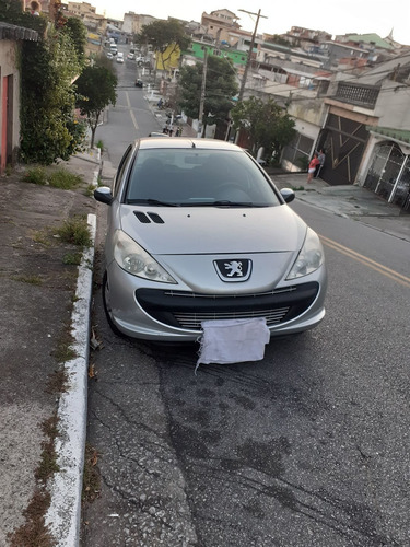 Peugeot 207 2011 1.4 Xr Flex 5p