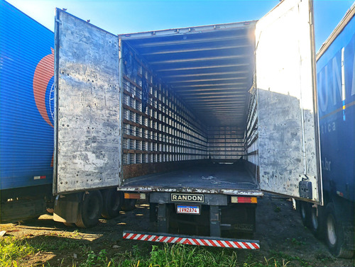 Carreta Baú Randon 2014 Com Pneus Em Otimo Estado