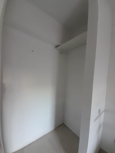 Imagen 21 de 30 de Excelente Departamento 2 Ambientes Con Patio