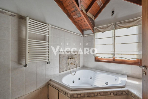 Imagen 27 de 30 de Casa En Venta Castelar Con Pileta