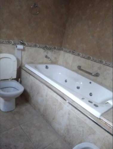 Imagen 4 de 8 de Casa - San Lorenzo