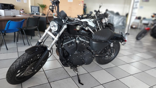 Imagem 1 de 10 de Harley Davidson 883 Sportster