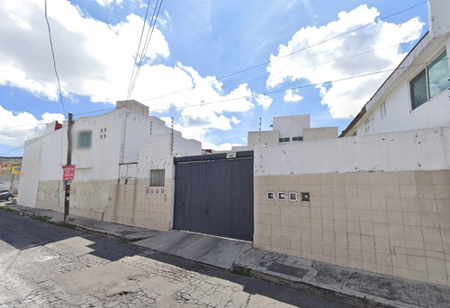 Departamento En Venta Por El Patrimonio - Ac93