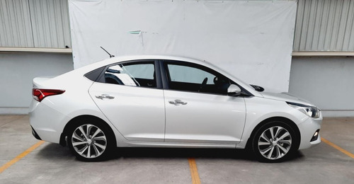Imagen 8 de 14 de Hyundai Accent Gls 2019