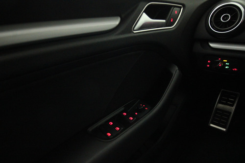 Audi A3 1.8 Ambiente At