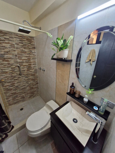 Townhouse De Oportunidad En Lomas Del Este-sl