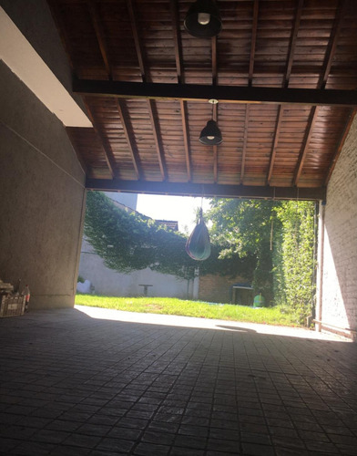 Casa En Venta Bella Vista. Zona Aerobica.