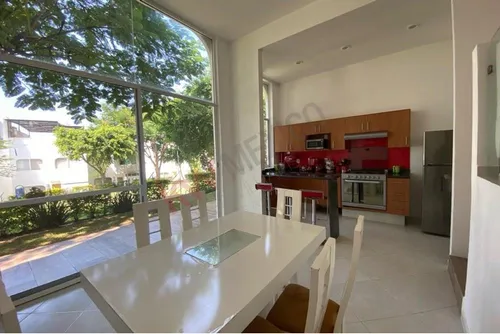 Casa En Venta En Tequesquitengo Club Naútico Teques C.p. 62915